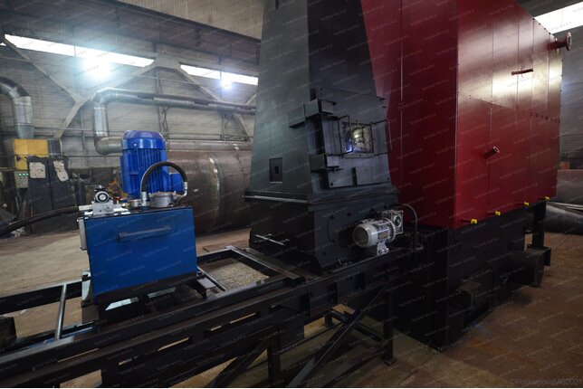 Питатель плунжерный котла 0.9 МВт на опилках